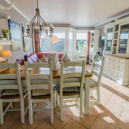 Haus-tinchen Hébergement de vacances *